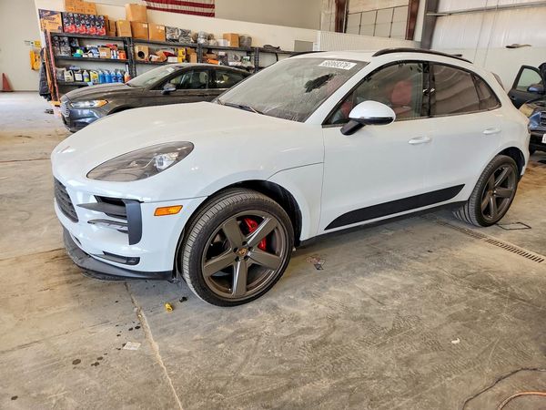 2020 PORSCHE MACAN