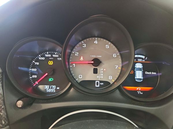2020 PORSCHE MACAN S