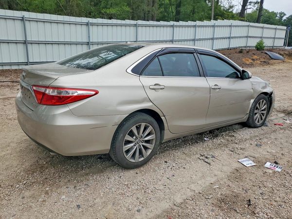 2015 TOYOTA CAMRY SOLA Hybrid