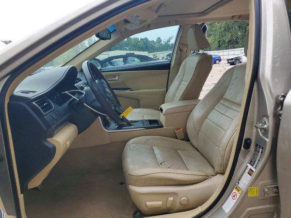 2015 TOYOTA CAMRY SOLA Hybrid