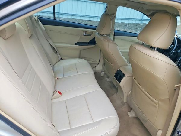 2015 TOYOTA CAMRY SOLA Hybrid
