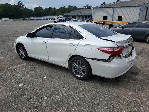 2015 TOYOTA CAMRY