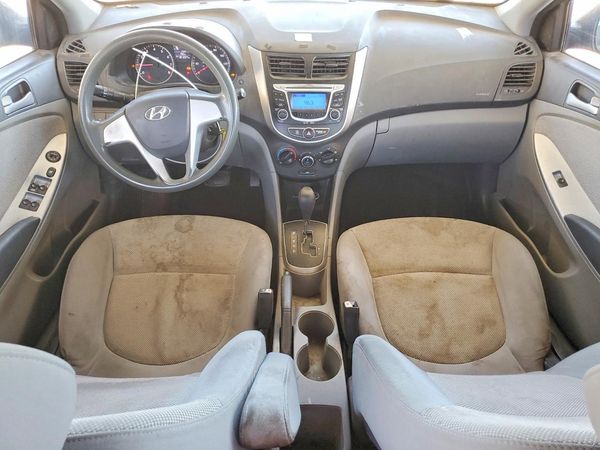 2012 HYUNDAI ACCENT