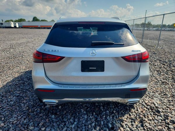 2021 MERCEDES-BENZ GLA