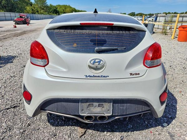 2016 HYUNDAI VELOSTER