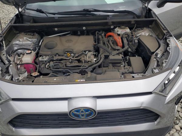 2021 TOYOTA RAV4 LE HV