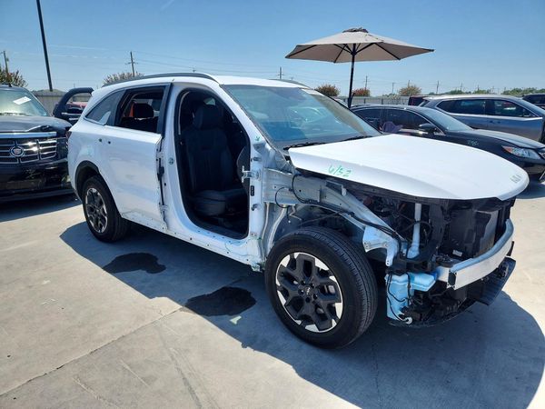 2024 KIA SORENTO S