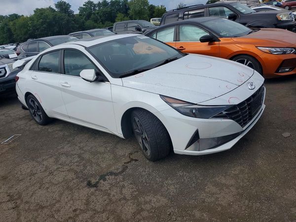 2021 HYUNDAI ELANTRA SEL w/ Premium Pkg