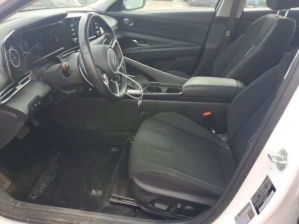 2021 HYUNDAI ELANTRA SEL w/ Premium Pkg