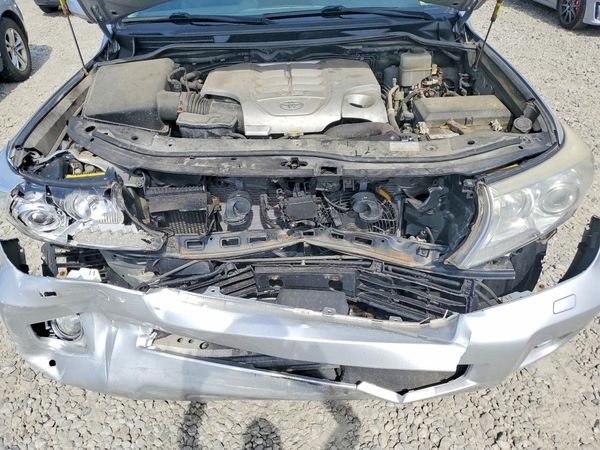 2014 TOYOTA LAND CRUIS VX