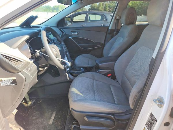 2015 HYUNDAI SANTA FE GL — DENT