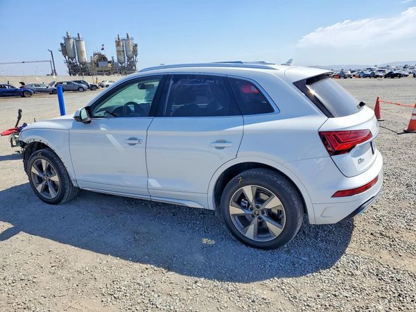 2022 AUDI Q5 quattro Premium Plus