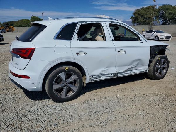2022 AUDI Q5 quattro Premium Plus