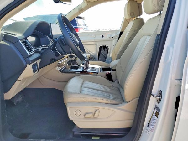 2022 AUDI Q5 quattro Premium Plus