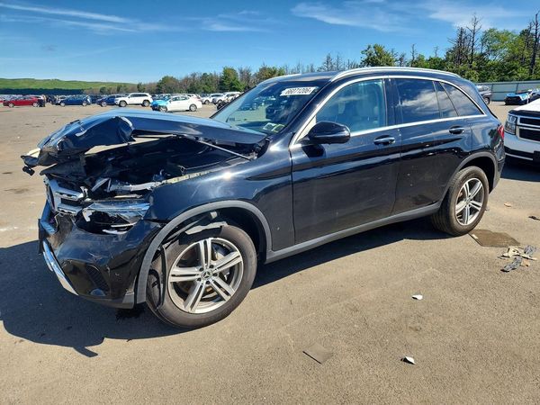 2022 MERCEDES-BENZ GLC