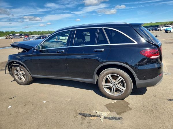 2022 MERCEDES-BENZ GLC