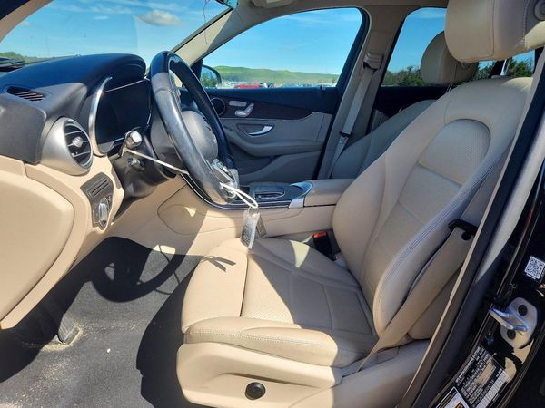 2022 MERCEDES-BENZ GLC
