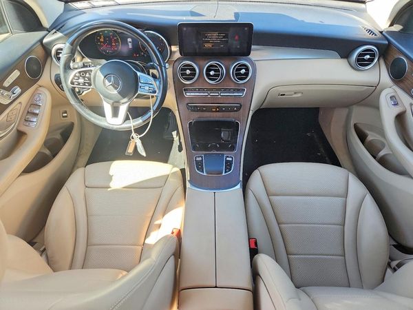 2022 MERCEDES-BENZ GLC