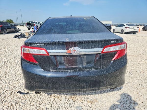2013 TOYOTA CAMRY