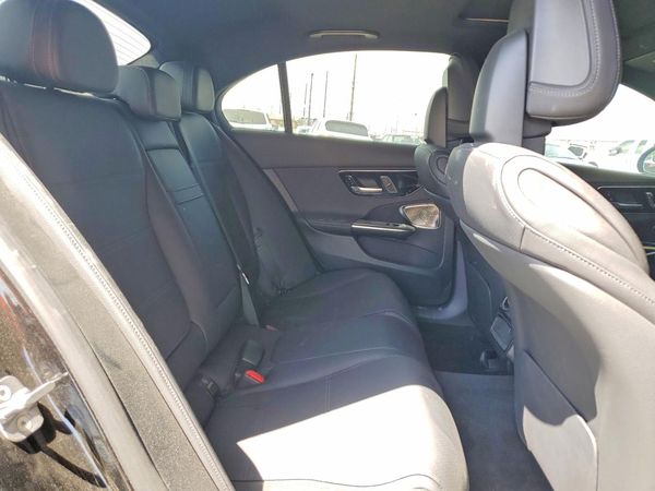 2024 MERCEDES-BENZ C C300