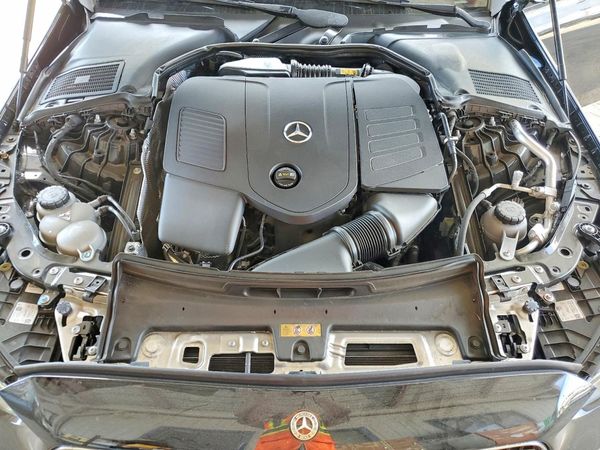 2024 MERCEDES-BENZ C C300