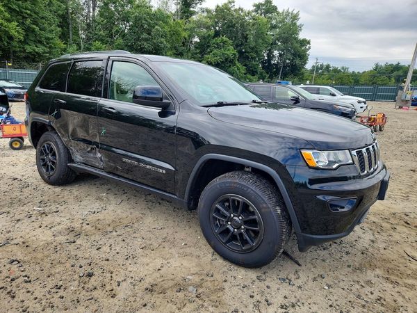2020 JEEP GRAND CHEROKEE LAREDO 4X4
