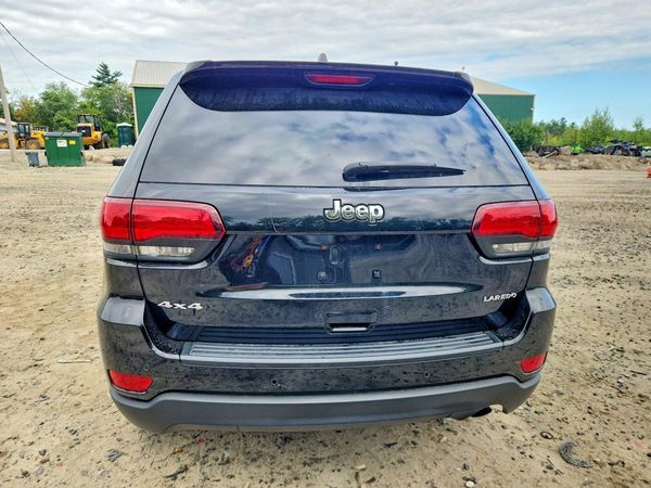 2020 JEEP GRAND CHEROKEE LAREDO 4X4