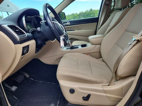 2020 JEEP GRAND CHEROKEE LAREDO 4X4