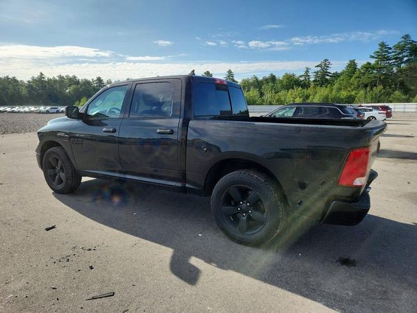 2018 RAM 1500 SLT