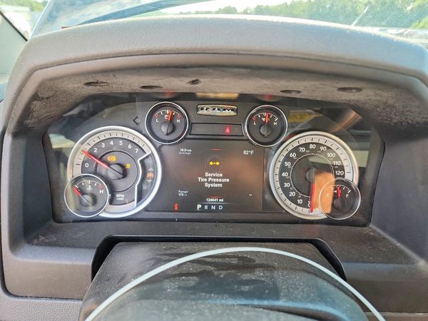 2018 RAM 1500 SLT