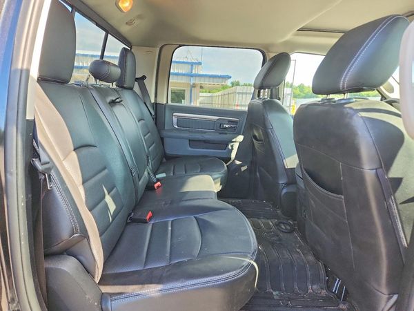2018 RAM 1500 SLT