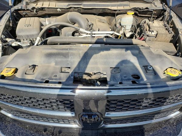 2018 RAM 1500 SLT