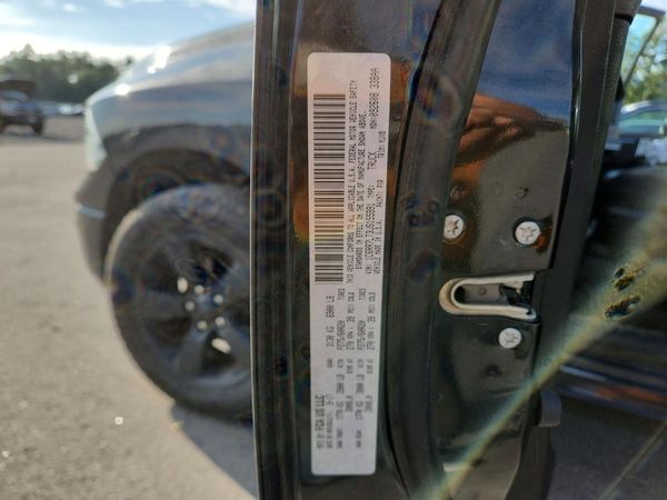 2018 RAM 1500 SLT