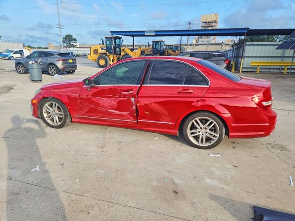 2013 MERCEDES-BENZ C C250