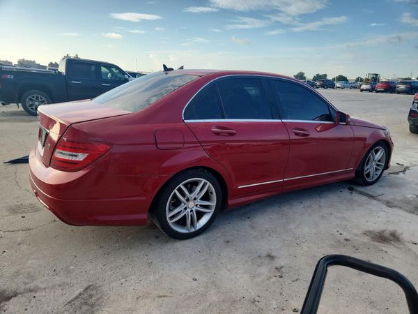 2013 MERCEDES-BENZ C C250