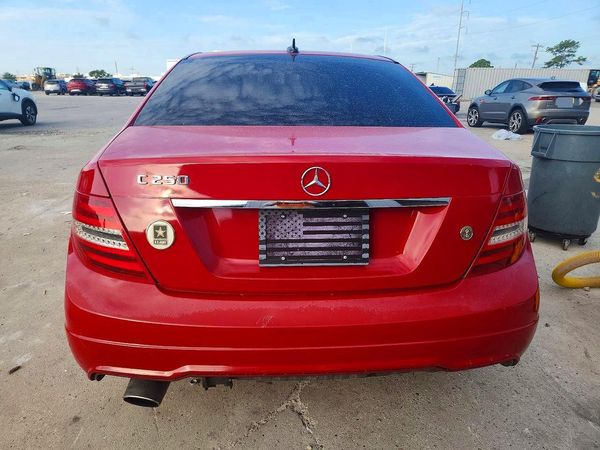 2013 MERCEDES-BENZ C C250