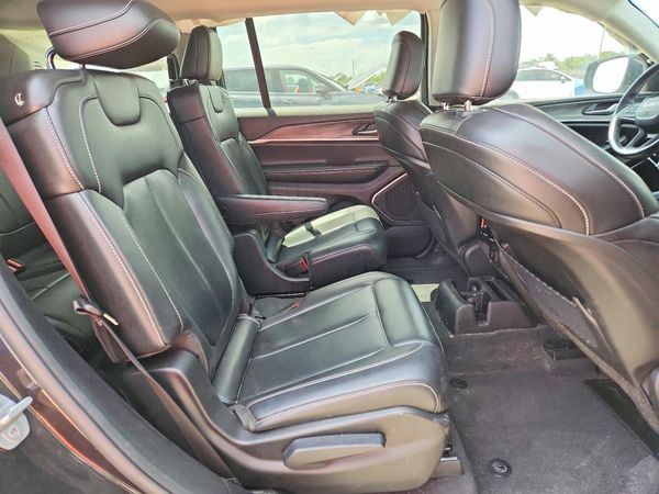 2022 JEEP GRAND CHEROKEE