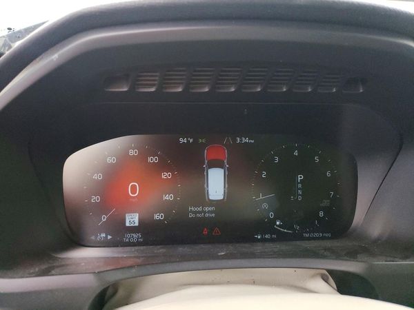 2017 VOLVO XC90 Momentum