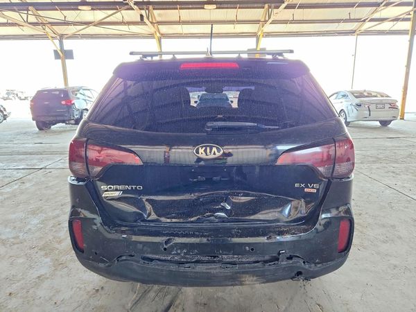 2014 KIA SORENTO