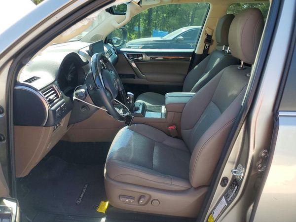 2023 LEXUS GX 460 Premium
