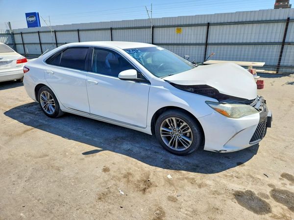 2016 TOYOTA CAMRY