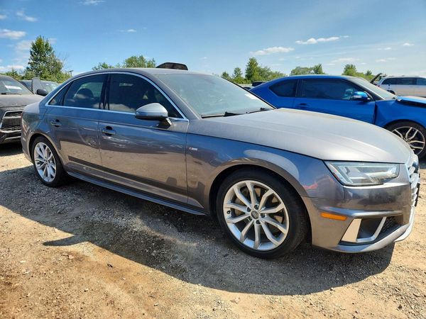 2019 AUDI A4 quattro Premium Plus