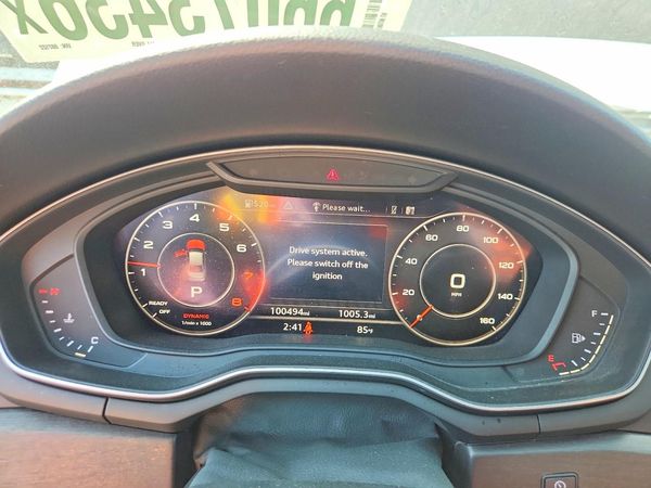2019 AUDI A4 quattro Premium Plus