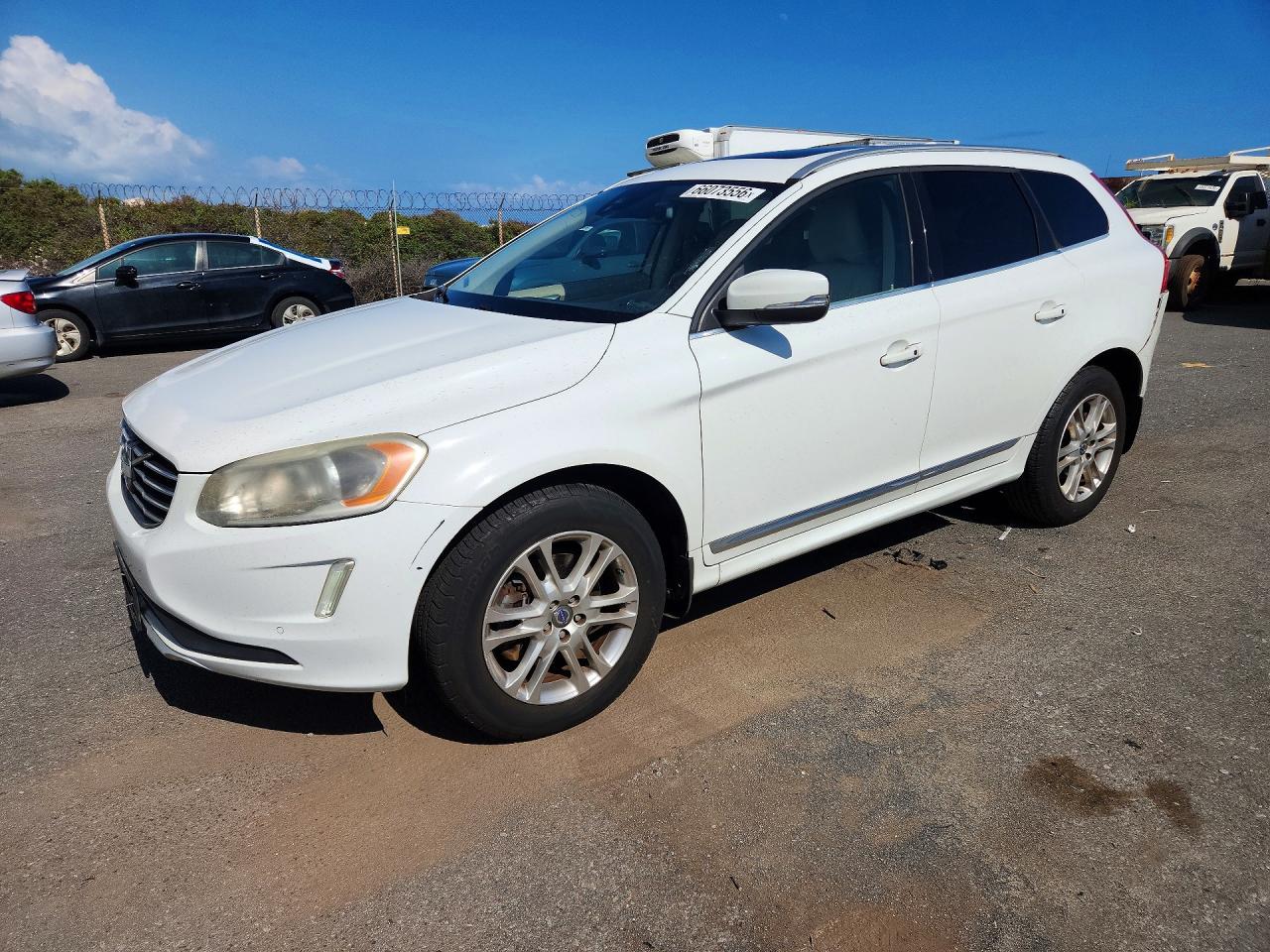 2015 VOLVO XC60