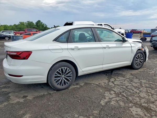 2021 VOLKSWAGEN JETTA S / SE / R-Line