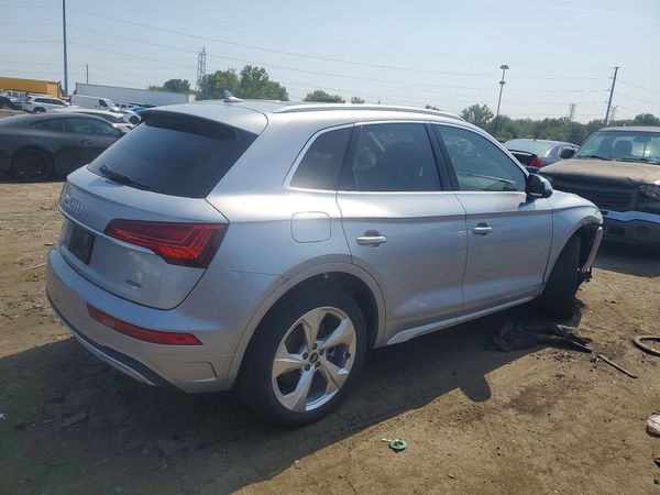 2021 AUDI Q5