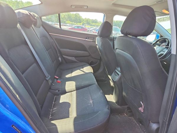 2017 HYUNDAI ELANTRA