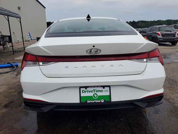 2022 HYUNDAI ELANTRA