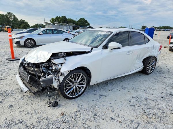 2016 LEXUS IS 200t