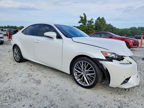2016 LEXUS IS 200t